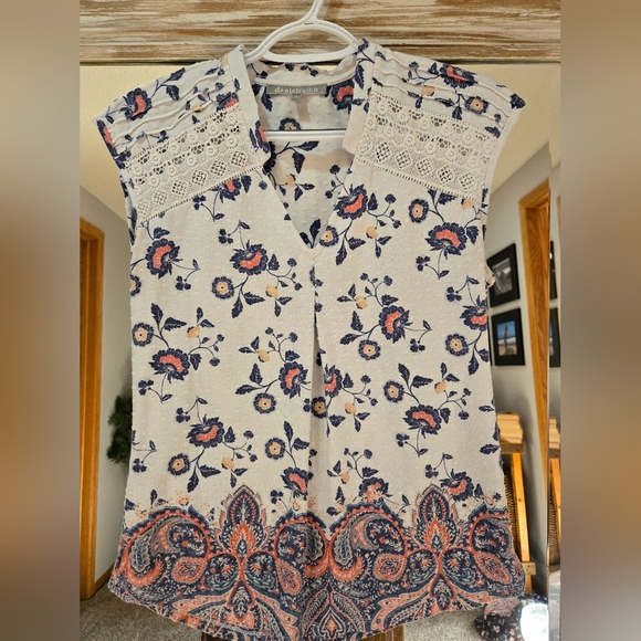 Daniel Rainn Floral Lace Trim Top Women's Size Small - Picture 2 of 5